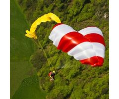 Revisión y plegado de paracaídas de emergencia dirigible tipo Rogallo Revisión y plegado de paracaídas de emergencia dirigible tipo Rogallo
