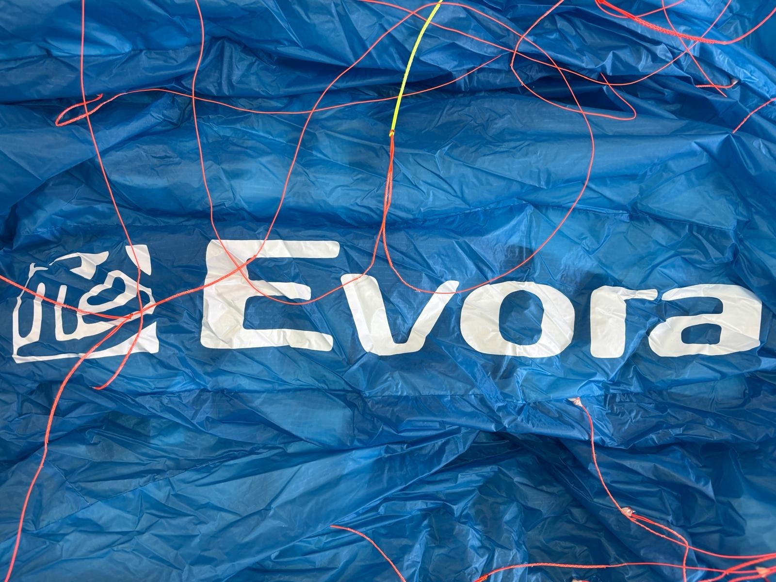 Kasana - Tienda online de Parapente y Paramotor